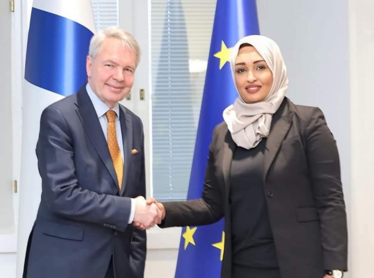 Wasiirka Wasaaradda Deegaanka iyo isbadalka Cimillada Marwo Khadiijo Maxamed oo safar shaqo ku joogta dalka Finland ayaa Maanta la kulantay Wasiirka arrimaha dibadda Finland