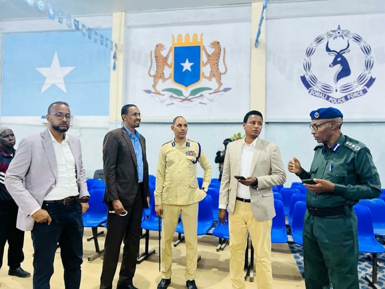 Guddiga KMG ee doorashooyinka kuraasta ka banaan BFS oo Caawa Kormeeray Hoolka Berri lagu qabanaayo doorashada kursiga Hop# 086