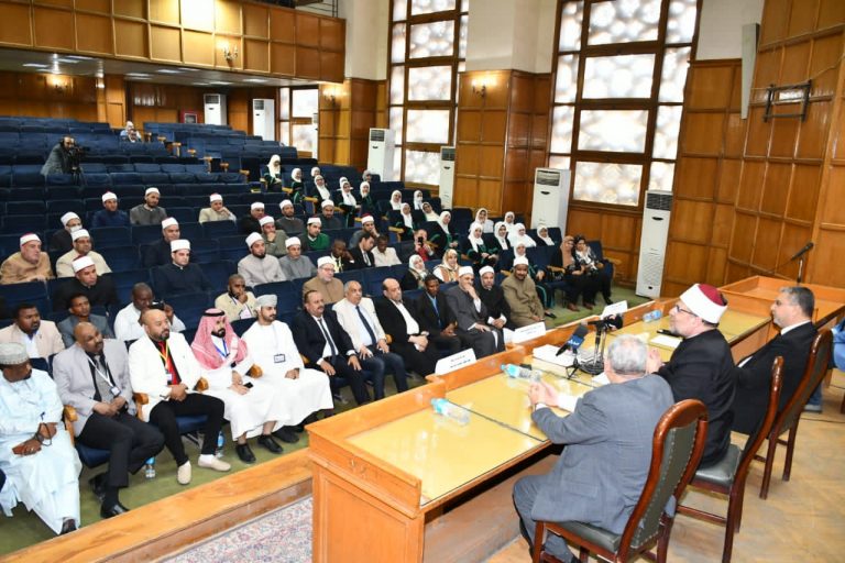 Wasiirka Awqaafta dalka Masar oo  tababar u furay wafuud ka kala socotay Warbaahinta Dalalka Islaamka oo ay Soomaaliya ku jirto