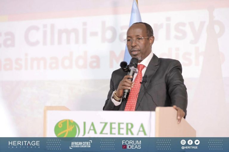 Guddoomiyaha Gobolka Banaadir  Ahna Duqa Magaalada Muqdisho Mudane Yuusuf Xuseen Jimcaale(Madaale) ayaa ka qeyb galay kulan ay Hey’adda Heritage kusoo bandhigeysay cilmi baaris ay ka sameysay Caasimadda JFS ee Muqdisho.