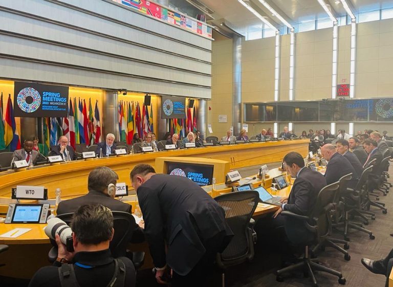 Ergeyga gaarka ah ee Madaxweynaha JFS u qaabilsan Gurmadka Abaaraha oo qeyb galay dood la xariirta sidii xal loogu heli lahaa Sugnaanta Cuntada