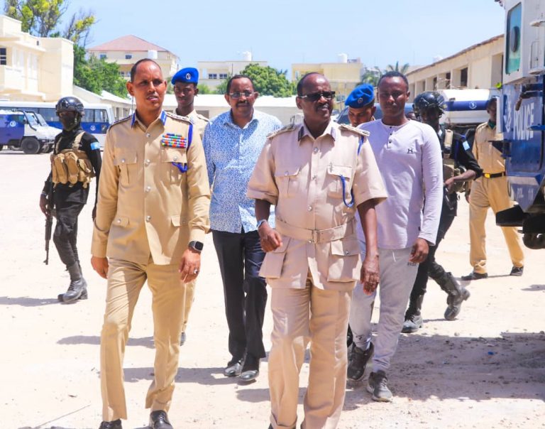 TALIYAHA CIIDANKA BOLIISKA OO BOOQDAY GAADIID LOO DIYAARIYAY ADEEG DADWEYNE.