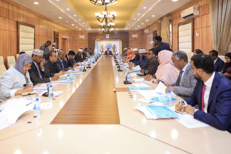 Golaha Wasiirrada oo soo bandhigay in 70% hoos loo dhigay weerarradii ay Khawaarijtu ka geysan jireen dalka.