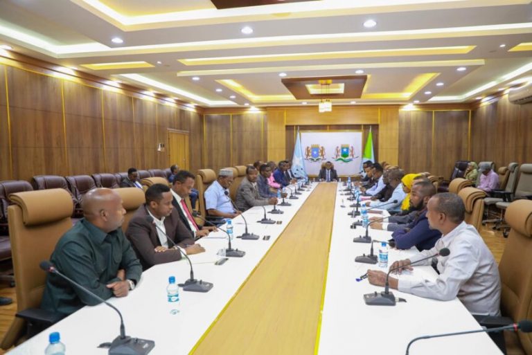 Madaxweynaha Hirshabeelle oo guddoomiyey Shirka Golaha Wasiirada