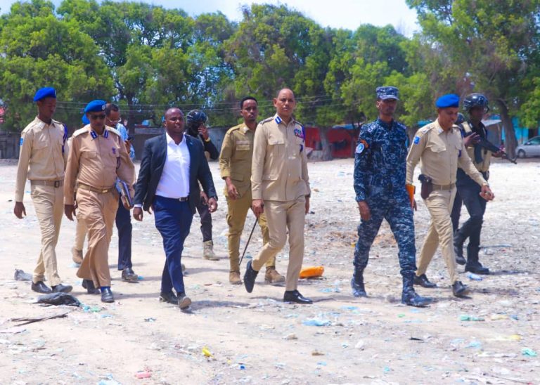 Taliyaha Boliiska oo booqday qorshaha dayactirka Akademiyada General Kaahiye {SAWIRRO}