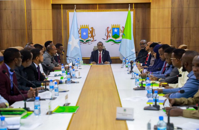 Shirka Golaha wasiiradda Hirshabeelle oo looga hadlay howlgalada lagu ciribtirayo Kooxda khawaarijta