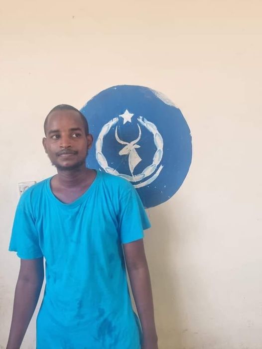 Booliska oo soo bandhigay dhagarqabe isku dayay inuu qalqal geliyo amniga Caasimadda