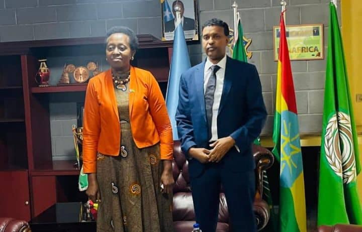 Safiirka Soomaaliya u jooga Itoobiya oo la kulmay madaxa Xafiiska taageerada QM ee Soomaaliya