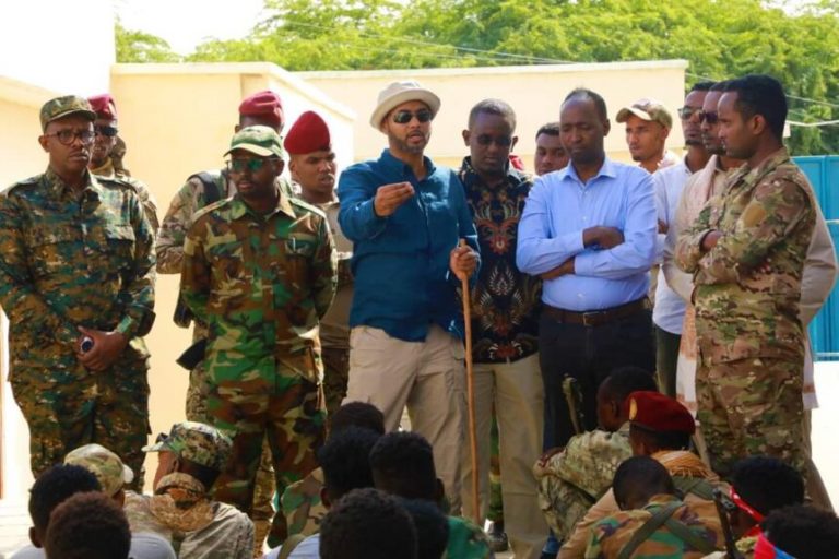 Wasiirka Gaashaandhigga XFS iyo Gudoomiyaha maxkamadda sare oo gaaray magaalada Baraawe