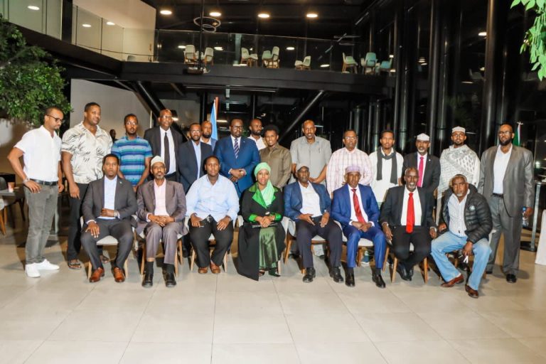 Ra’isul Wasaare ku xigeenka dalka oo kulan la qaatay Jaaliyadda Soomaaliyeed ee ku dhaqan Zambia