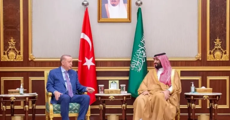 Turkiga iyo Sacuudiga oo kala saxiixday heshiisyo muhiim ah