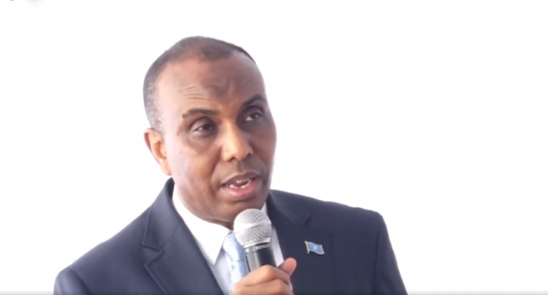 Ra’iisul wasaare Xamsa oo shacabka ugu baaqay in ay ka baxaan xarumihii dowladda