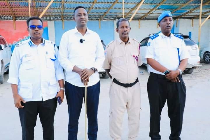 Agaasimaha Guud ee Nadafada iyo Ciidamada Nabadgalyada Wadooyinka ayaa howlgal ka sameeyay qaar ka mid ah Wadooyinka Magaalada Muqdisho.