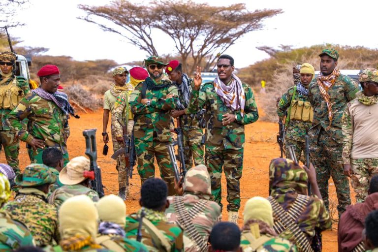 Madaxweyne Qoor-qoor oo gaaray deegaanno hoos taga Ceelbuur