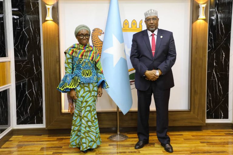 Guddoomiyaha Golaha Shacabka BJFS oo kulan la qaatay ku xigeenka Ergayga QM ee Soomaaliya