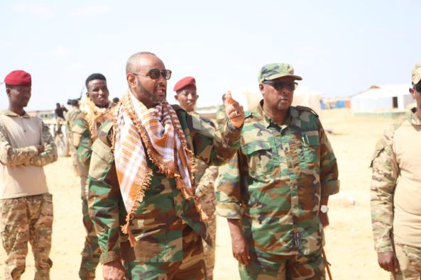 Wasiirka gaashaandhigga XFS iyo Taliyaha ciidanka xoogga dalka Soomaaliyeed oo kormeeray kumaandooska Gorgor iyo danab