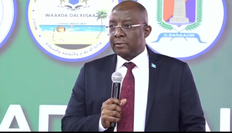 Wasiirka Warafaafinta: Dalxiiska wuxuu qayb ka qaadan karaa dib u heshiisiinta iyo is-dhex galka bulshada