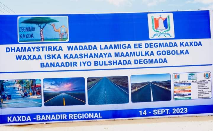 Guddoomiyaha Gobolka Banaadir ayaa maanta dhagax dhigay dhameystirka dhismaha wadda Laami ah oo dhaxmarta Degmada Kaxda