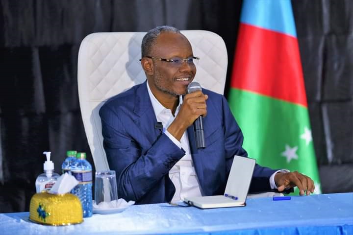 Madaxweynaha Dowladda Koonfur Galbeed ayaa Gudoomiyey Shir looga hadlayey Udiyaar Garowga Wajiga 2-aad ee Dagaalka Dalka looga Saarayo Khawaarijta Alshabaab.