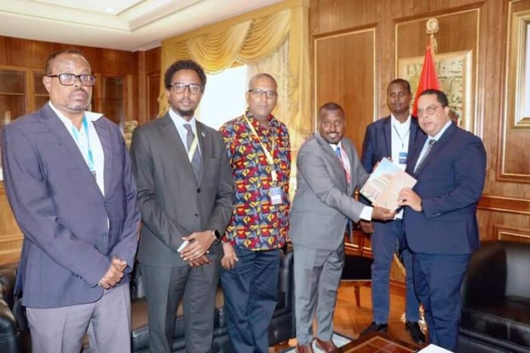 Guddoomiye Abshirow oo kulan la qaatay Guddoomiye ku-xigeenka Barlamaanka dalka Angola