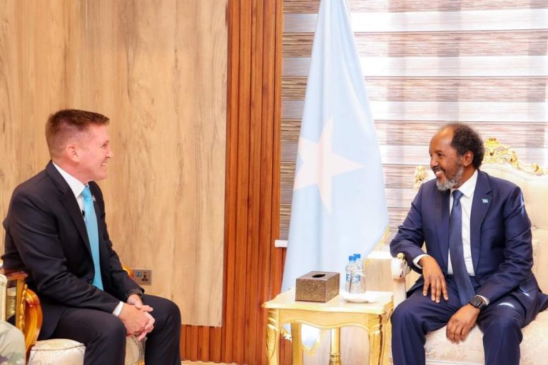 MADAXWEYNE XASAN SHEEKH OO MUQDISHO KULAN KULA QAATAY TALISYADA CIIDANKA XOOGGA DALKA IYO HOWGALKA AFRICOM EE SOOMAALIYA.