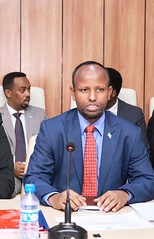 Wasiiirka Caafimaadka oo  soo saaray wareegtada ku lifaaaqan qoraalkan Sharciyadda iyo Waajibaaadka Machadka Caafimaadka Qaranka.