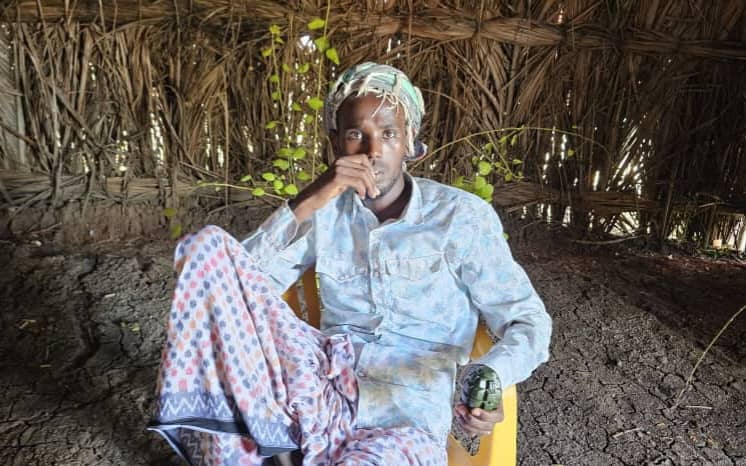 Xubin katirsan khawaarijta oo isku soo dhiibay Ciidanka Xoogga Dalka