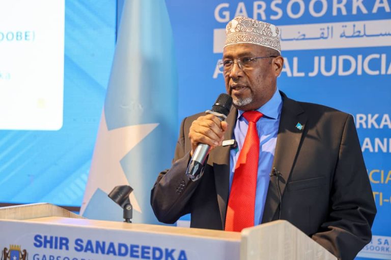 GUDDOOMIYE SHEEKH AADAN MADOOBE OO FURAY SHIRKA GARSOORKA DALKA.