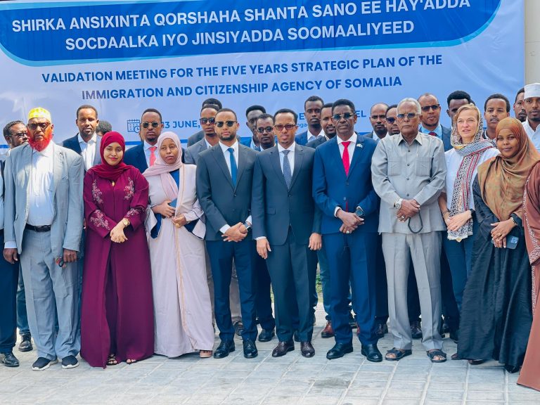 Wasiirka Wasaarada Amniga Gudaha XFS ayaa Furay ansixinta qorshaha 5-at Sanno ee Hay’adda Socdaalka iyo Jinsiyadda