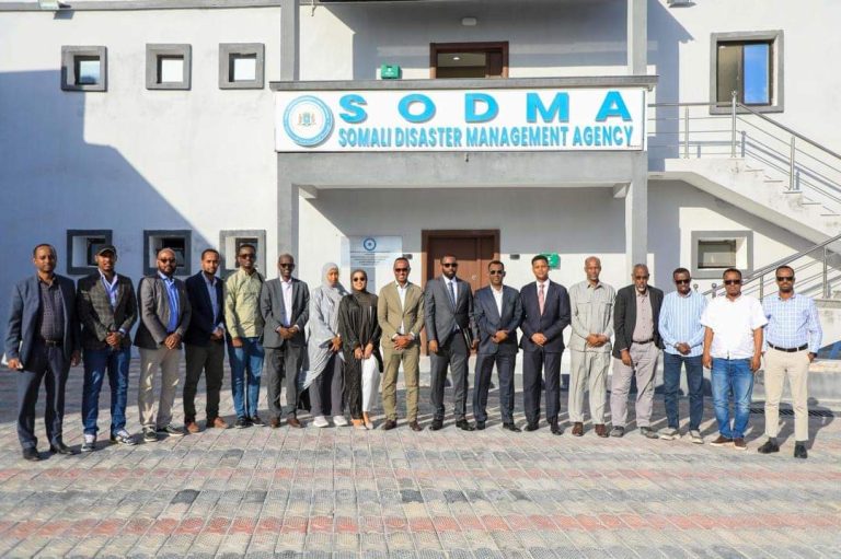 Guddoomiyaha SoDMA oo kulan la qaatay Madax ka socotay Xafiiska Ra’iisal Wasaaraha