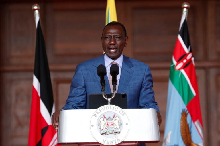 Madaxweynaha Kenya oo magacaabay Golihiisa Wasiirrada