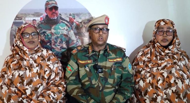 Taliyaha Ciidanka Xoogga Dalka Soomaaliyeed oo  booqday Xarunta hooyo u hiili Qarankaaga