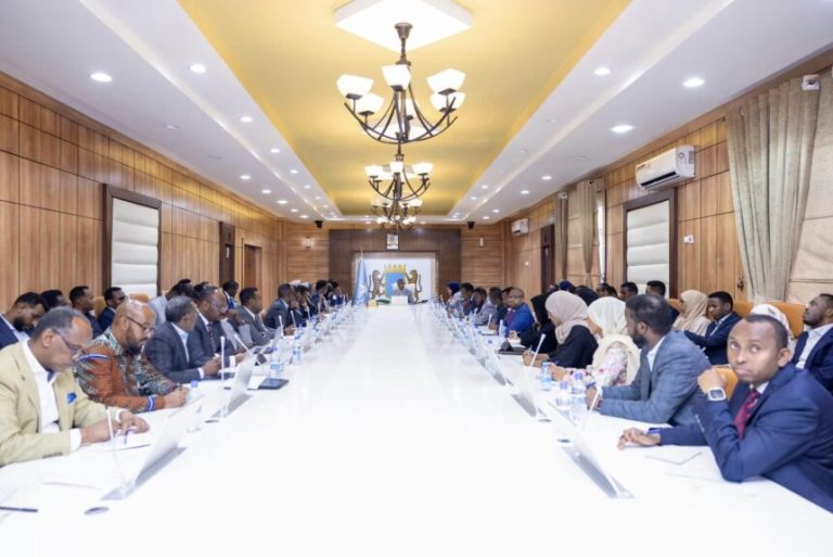 Golaha Wasiirrada oo ansixiyey Xeerka doorashooyinka dalka