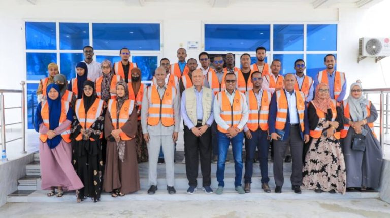 Guddoomiyaha SoDMA oo Xarunta NEOC kulan kula qaatay Safiirka Soomaaliya ee Sucuudiga