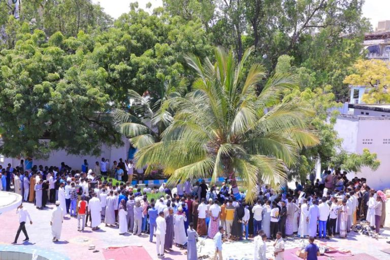 Maamulka Gobalka Banaadir oo kulan Qur’aan akhris ah u sameeyay Shuhadadii Xeebta Liido