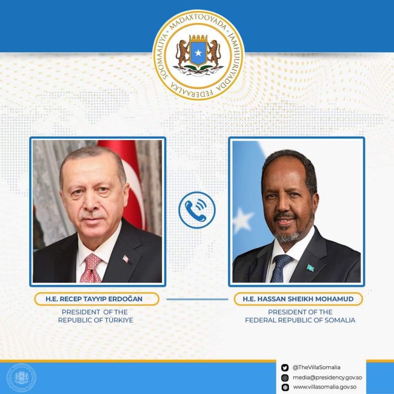 Madaxweyne Xasan Sheekh oo Khadka Taleefanka kula hadlay dhiggiisa dalka Turkiga 