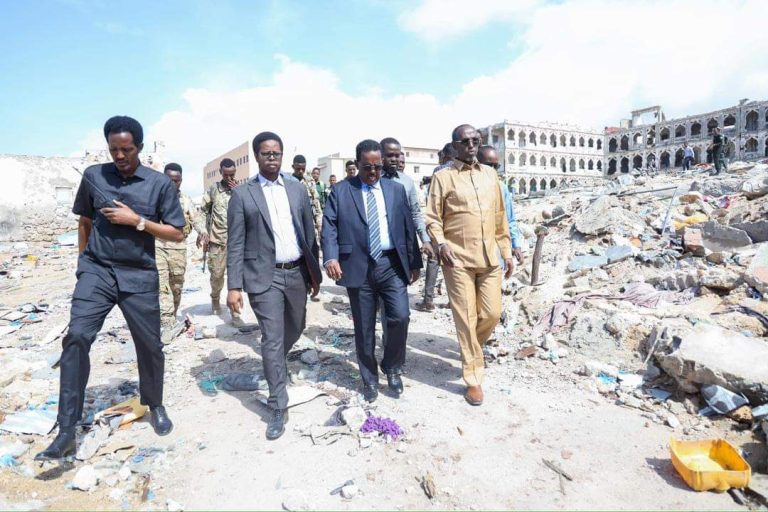 Wasiirka Arrimaha Gudaha XFS oo kormeeray dhismaha Xarunta Wasaaradda oo dhawaan la baneeyay