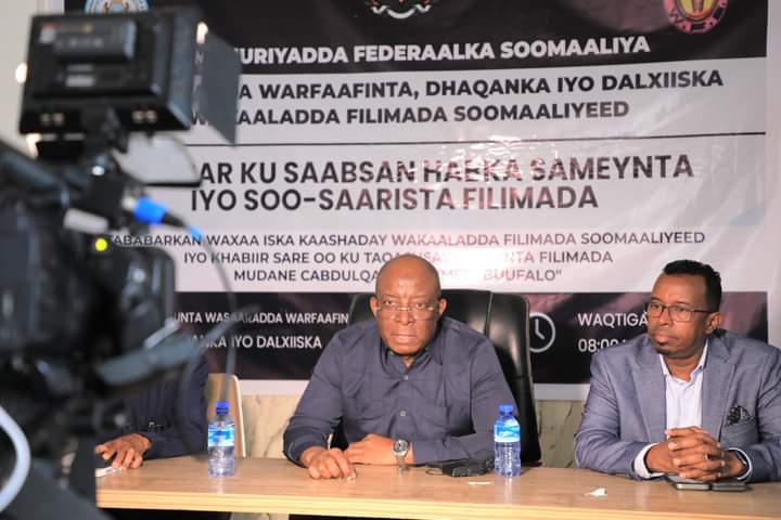 Wasiirka Warfaafinta XFS ayaa tababbar u furay 30 xubnood oo la barayo Filim soo saarida