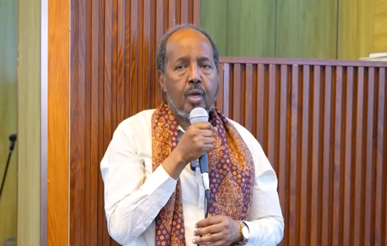 Madaxweyne Xasan Sheekh: Dalkaan waxa ka dhici doona Doorasho qof iyo Cod ah