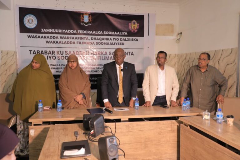 Wasiirka Warfaafinta oo tababar u soo xiray xubno ka socday Shirkadaha Filimada, Warbaahinta
