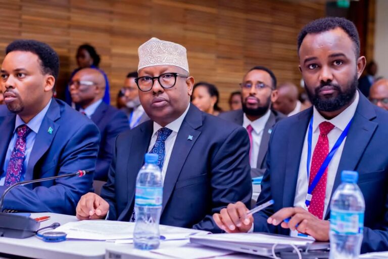 Wasiirka Arrimaha Dibadda Soomaaliya oo ka qeyb gashay shirka  Golaha Wasiirada EAC