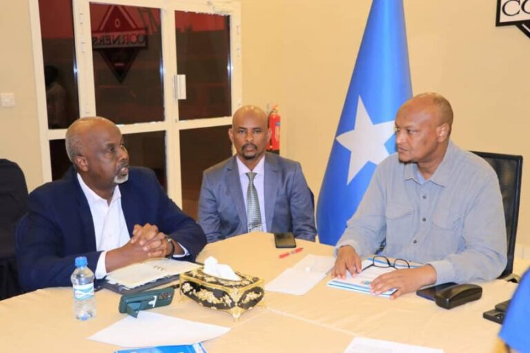 Guddiga Doorashooyinka oo kulan wada tashi ah la qaatay bulshada Rayidka