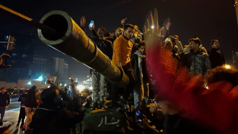 Mucaaradka Syria oo ku dhawaaqay in Dimishiq ay ka xorowday Bashaar Al-Assad