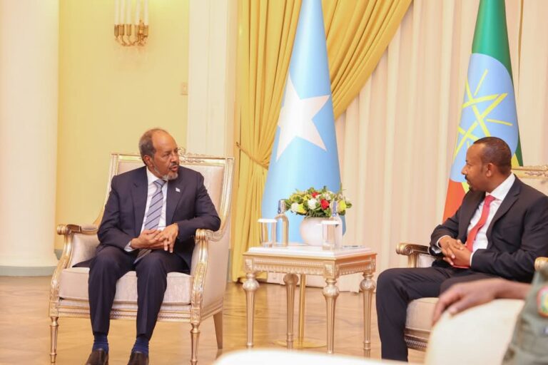 Madaxweyne Xasan Sheekh oo kulan doceed la yeeshay Ra’iisul Wasaaraha Itoobiya 