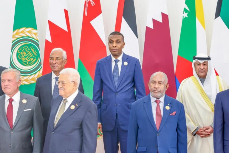 Ra’iisul Wasaare Xamsa oo khudbad ka jeediyay shir madaxeedka jaamacadda Carabta 