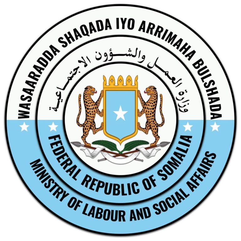 Wasaaradda Shaqada XFS oo Hambalyo u dirtay dhammaan Shaqaalaha Soomaaliyeed 