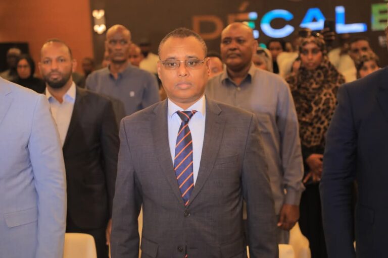Ra’iisul Wasaare Ku-xigeenka Labaad oo furay Shirweynaha dhaqaale ee Dastuurka