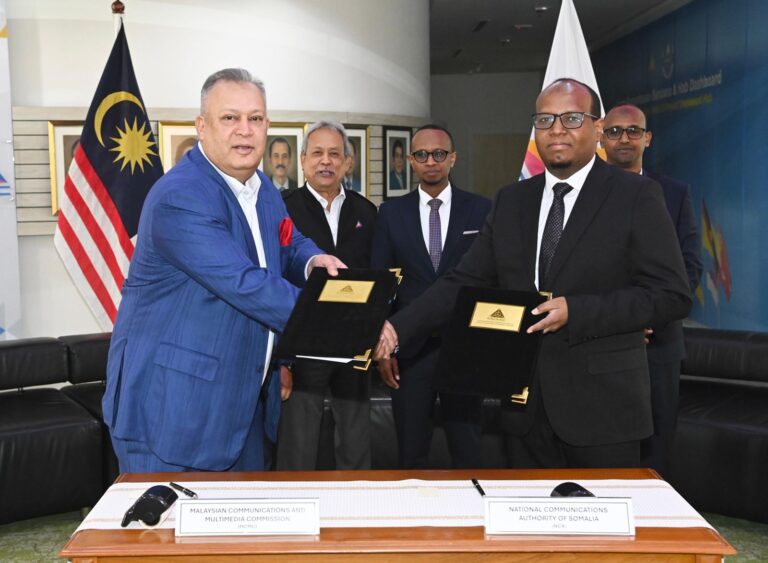 Soomaaliya iyo Malaysia oo kala saxiixday heshiisyo la xariira dhijitaalka iyo Amni Internet