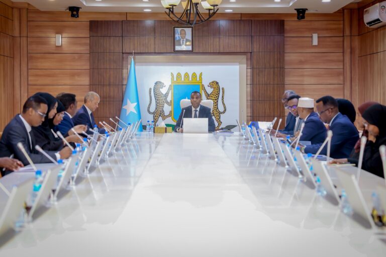 Ra’iisul Wasaare Xamse oo guddoomiyay kulanka Guddiga Sare ee Sanduuqa Nabadda 