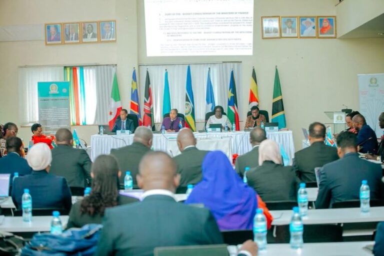 Wasiirka Ganacsiga XFS oo ka qayb galay shirka warshadaha Dalalka ku bahoobay EAC